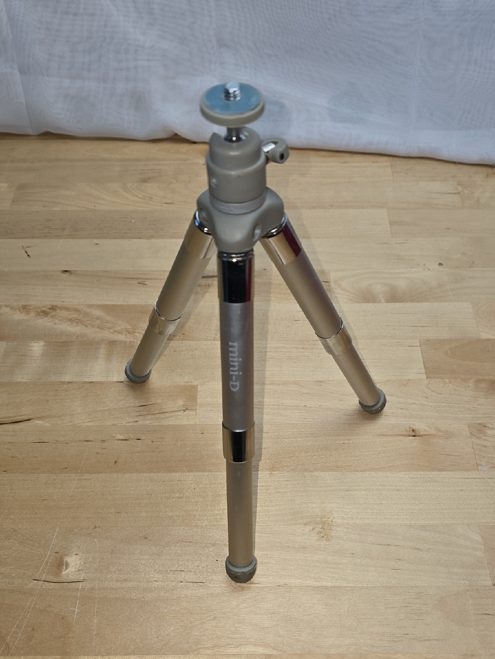 Sunpak mini-D Tabletop Tripod